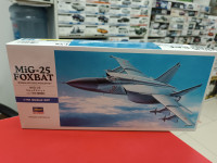 00434 Советский истребитель-перехватчик M-25 FOXBAT