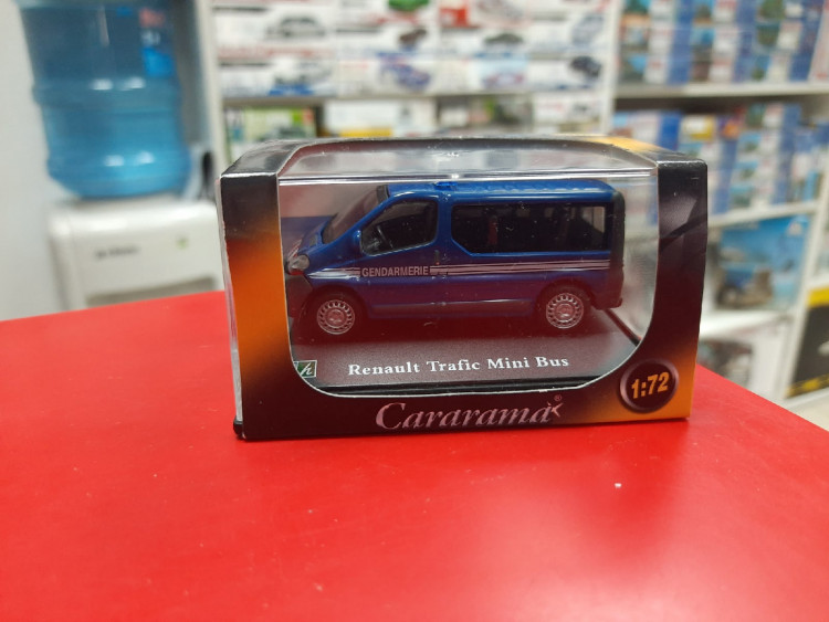 Renault Trafic Mini Bus Gendarmerie 1:72  Cararama