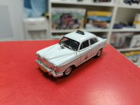 Полицейские машины: Holden FE