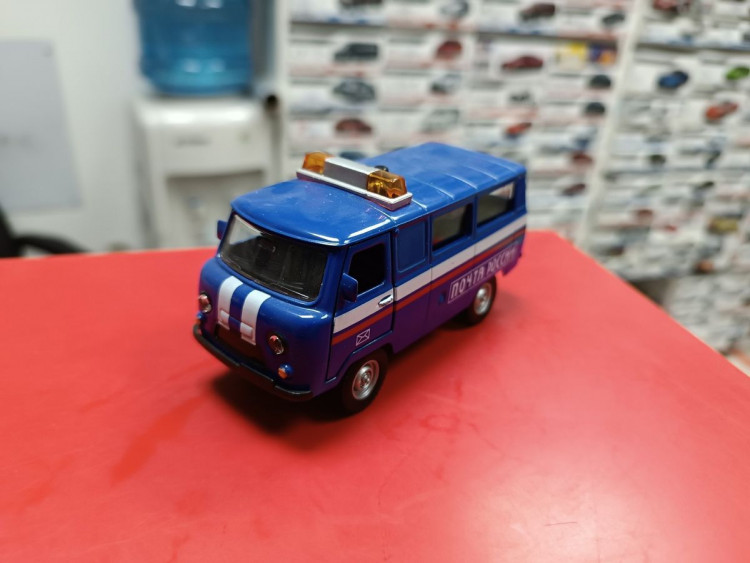 УАЗ-3909 Почта 1:43 Autotime