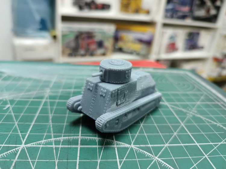 LK-III (Leichte Kampfwagen III) пулеметный 1:72