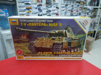 5010 Танк Пантера T-V Ausf D