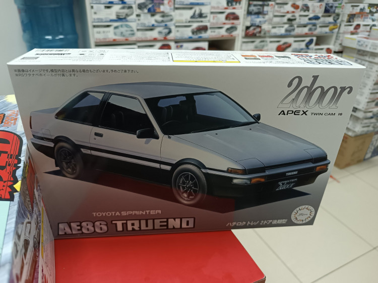 FU04648 Toyota Sprinter AE86 Trueno 1:24 Fujimi