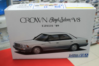 Aoshima 1:24 06171 Toyota Crown RoyalSaloon G '89