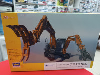 54004 Экскаватор HITACHI DOUBLE ARM WORKING MACHINE ASTACO NEO