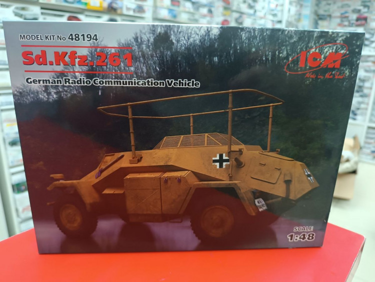 48194 Sd.Kfz.261, Германский бронеавтомобиль радиосвязи ІІ МВ