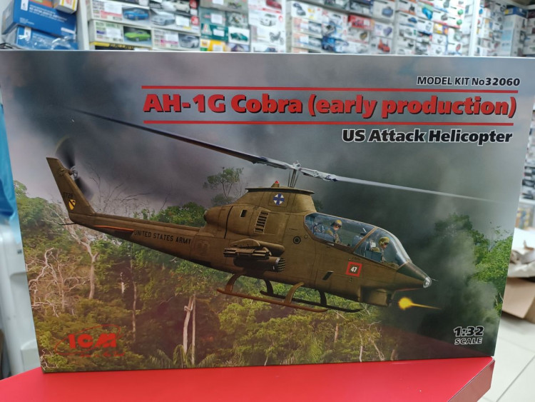 32060 Американский ударный вертолет, AH-1G Cobra (раннего производства)