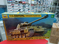 3678 Немецкий танк Пантера 1:35 Звезда