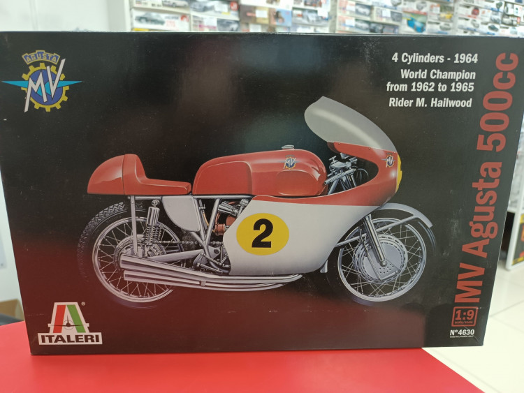 4630ИТ  MV AGUSTA 500 cc. 4 CYLINDERS - 1964  (1:9)