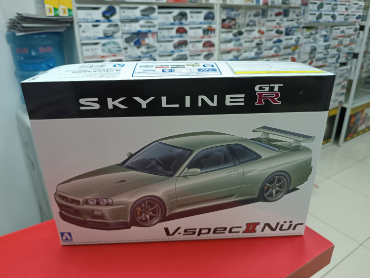 06275 Nissan Skyline GT-R V-specⅡ Nur. ’02 1:24 Aoshima