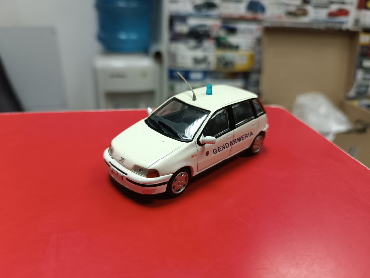 Полицейские Машины Мира №40 - Fiat Punto SX