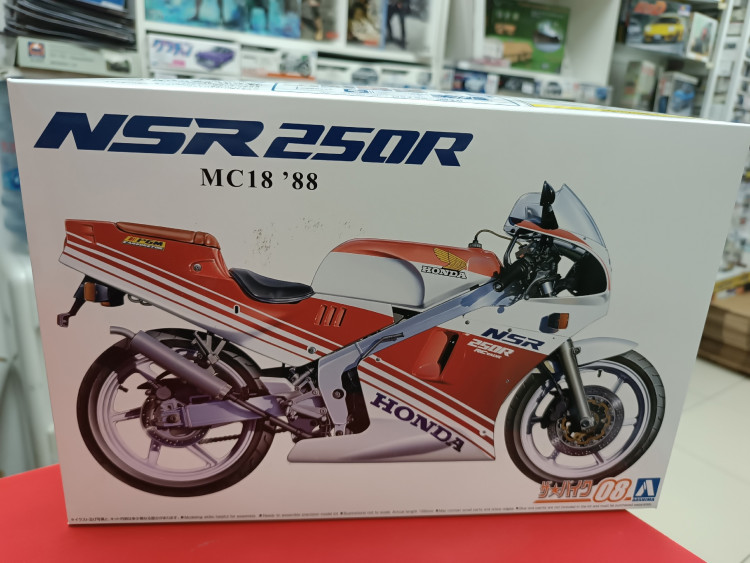 06556 Honda MC18 NSR250R '88