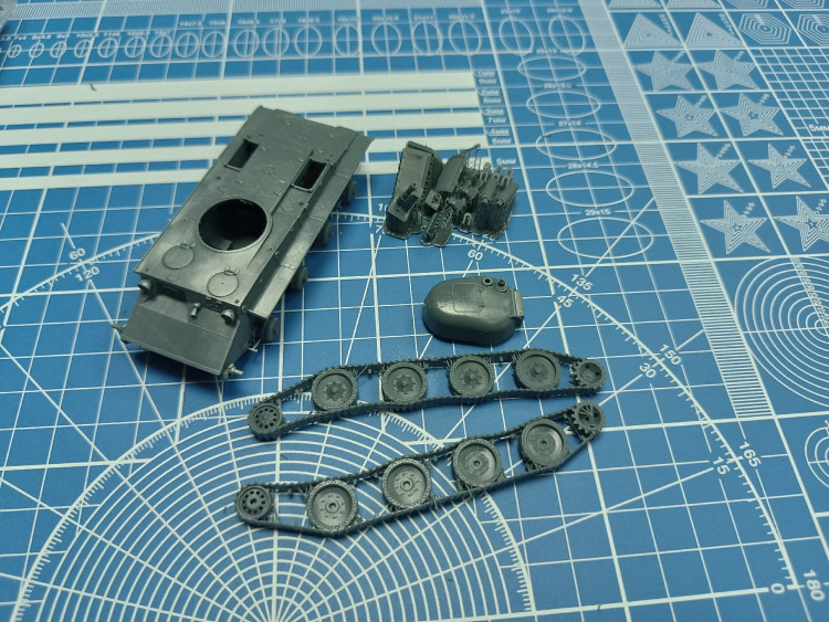 Советский танк ИТ-3 1:72