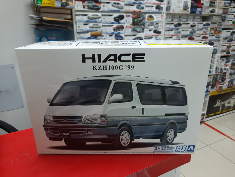 06274 Toyota HiAce Super Custom G '99