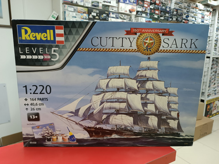 05430 Revell Подарочный набор. Клипер Cutty Sark 150th Anniversary (1:220)