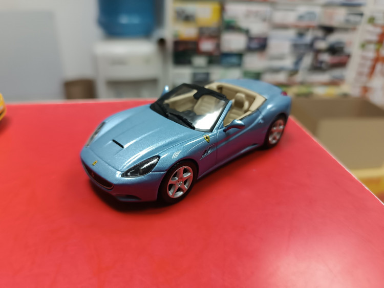 Ferrari Collection №4 California Cabrio 