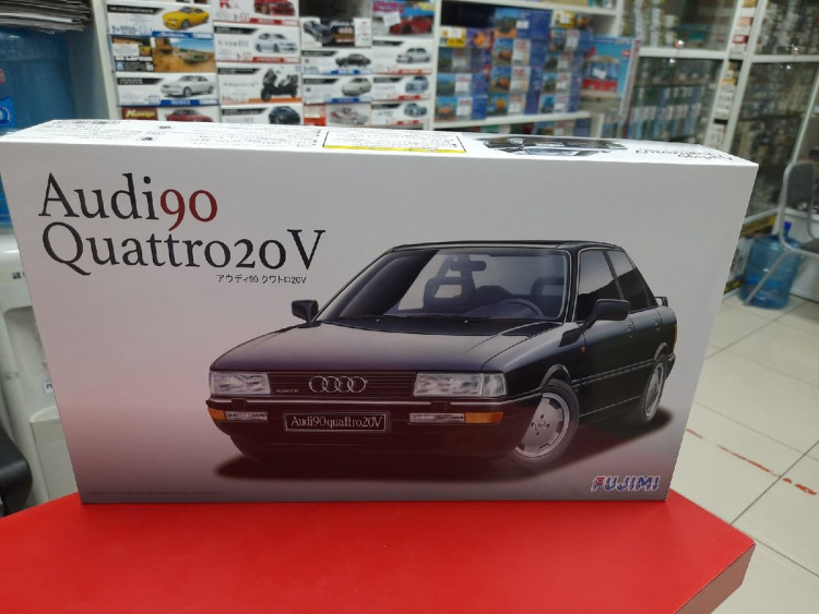 1988 Fujimi 03201-ID26-800 Audi 90 2.3E Japon Maquette voiture en plastique à l'échelle 1:24 - Canada