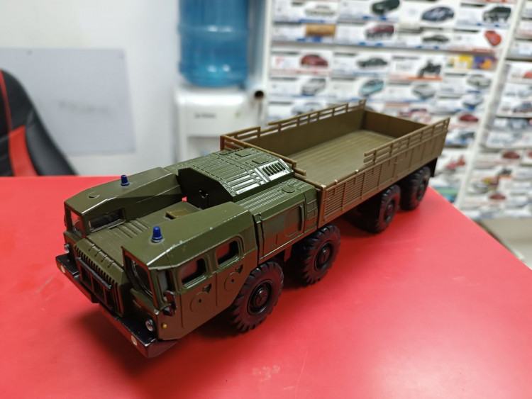 МАЗ-7310 бортовой 1:43 Элекон
