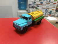 Легендарные Грузовики СССР №12 - АЦПТ-3,3(53) 1:43 Modimio