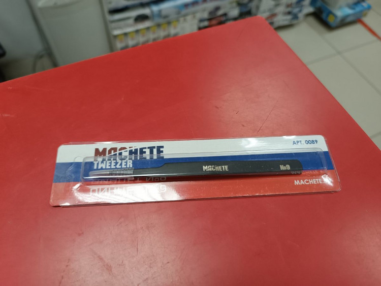 0089 Пинцет №9 Machete