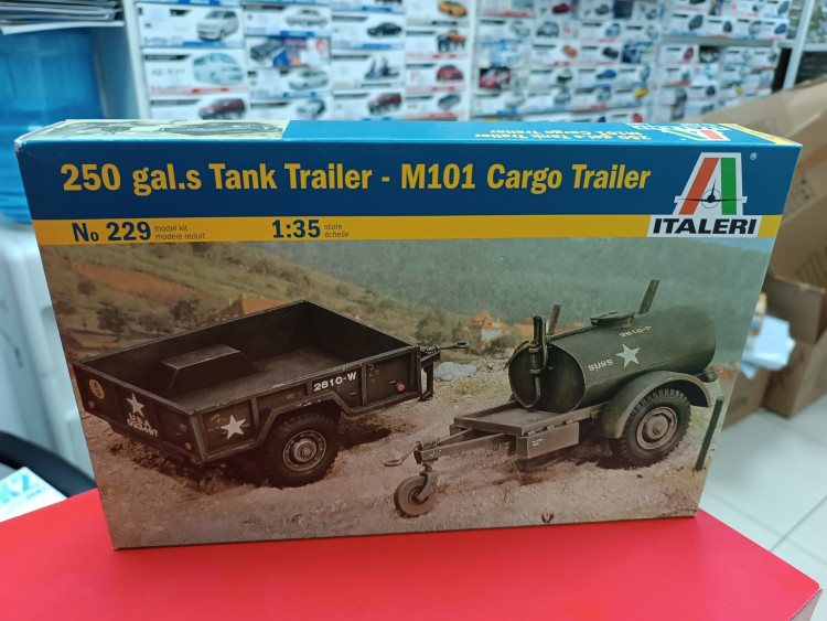 0229 250 gal.s Tank Trailer - M101 Cargo Trailer 1:35 Italeri 