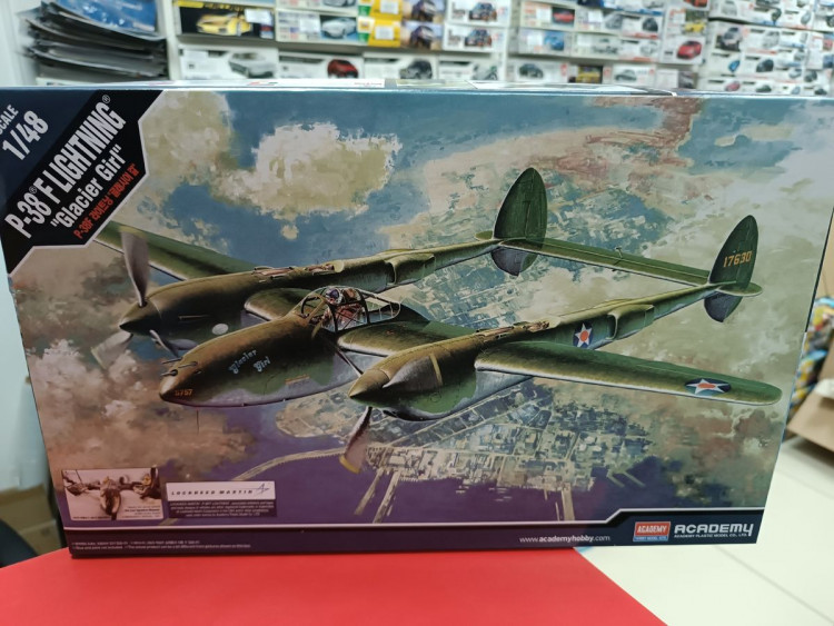 12208  P-38F Lightning "Glacier Girl"