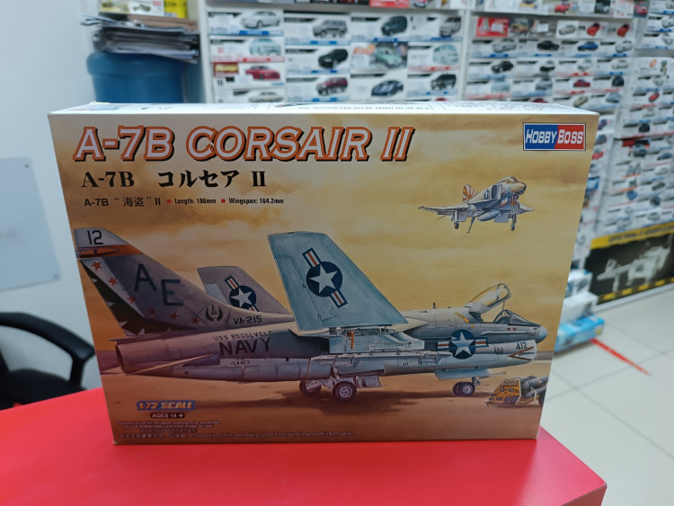 87202 A-7B Corsair II 1:48 Hobby Boss