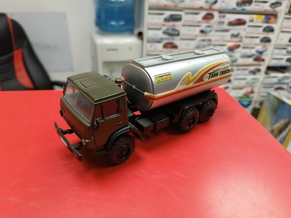 КАМАЗ-4310 бочка 1:43 Элекон