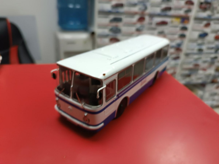 ЛАЗ-695Н Артек 1:43 Советский автобус