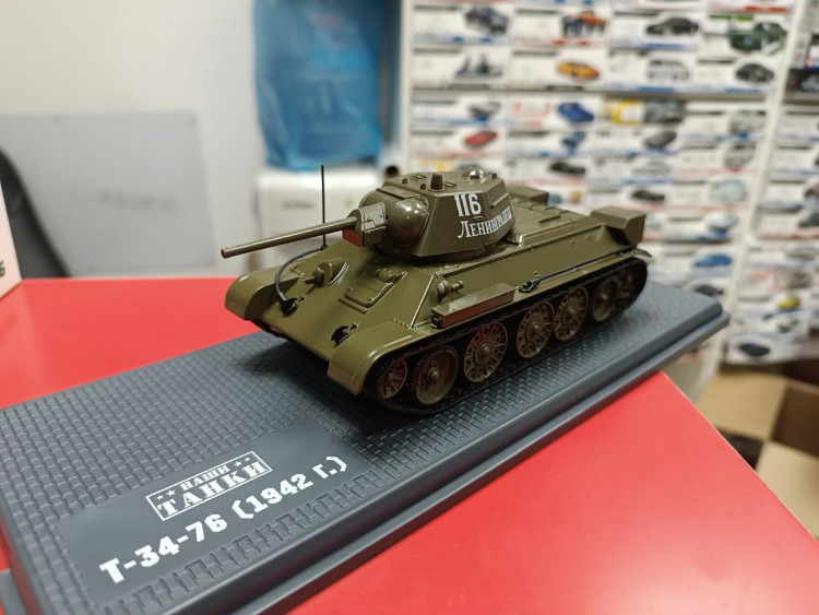 Советский средник танк Т-34-76