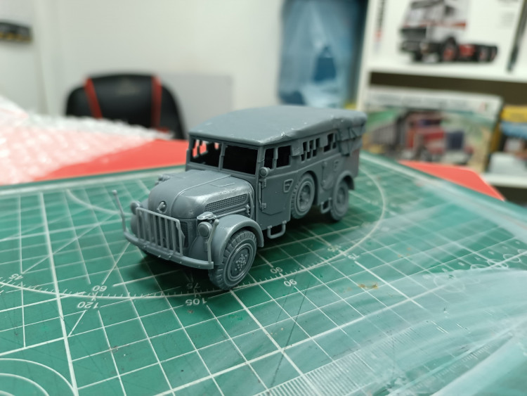 Steyr Type 1500A с поднятым тентом 1:43