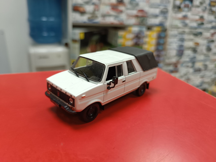 Tarpan 237