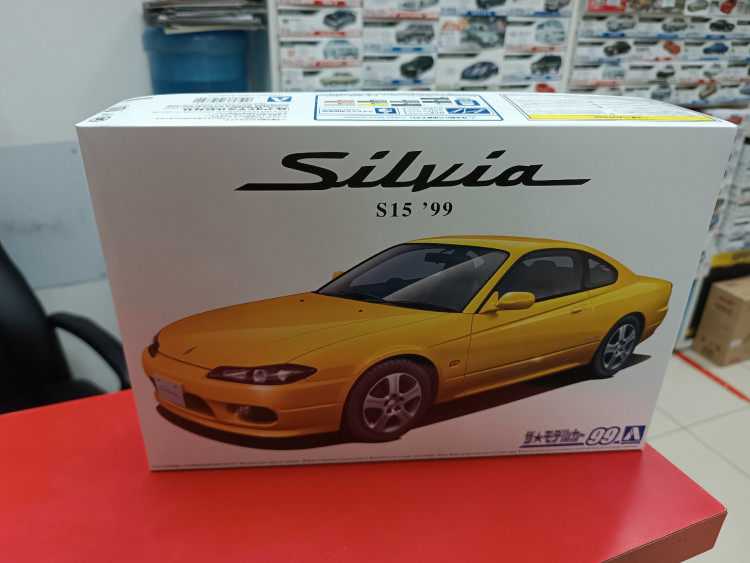 05679 Nissan Silvia S15 Spec.R '99 1:24 Aoshima