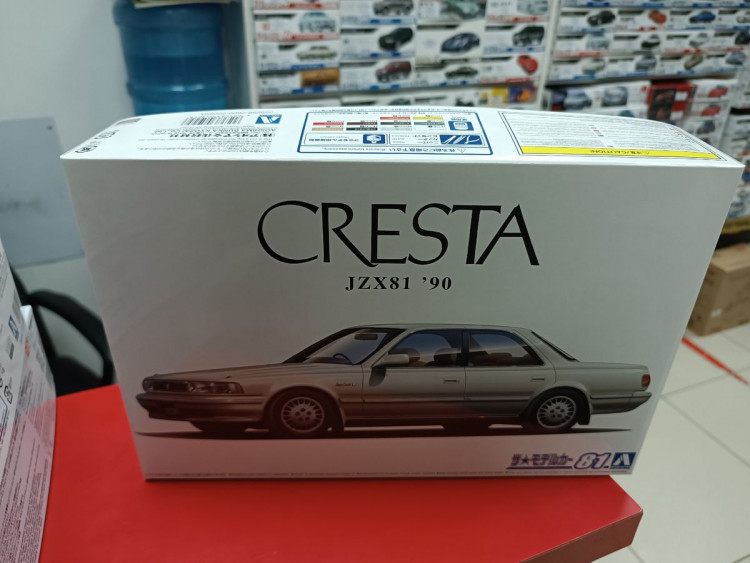 05925 Toyota Cresta JZX81 2.5Super Lucent G '90 1:24 Aoshima