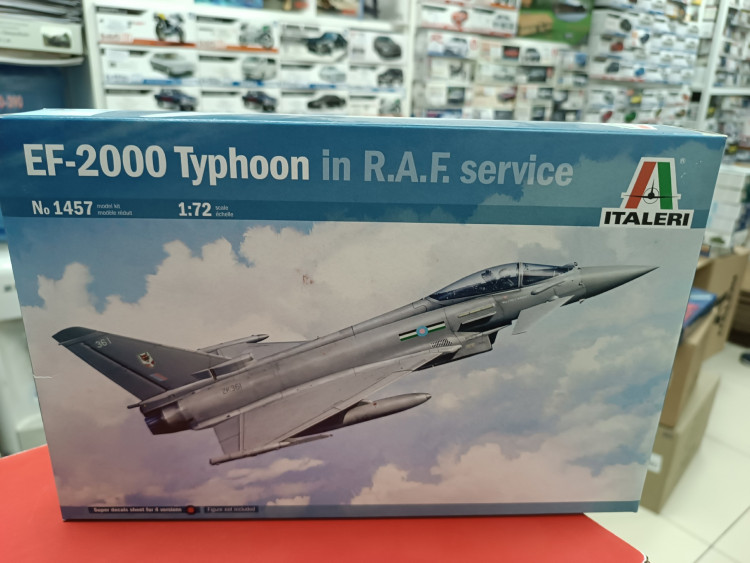 1457ИТ Самолет EF-2000 Typhoon in R.A.F. Service